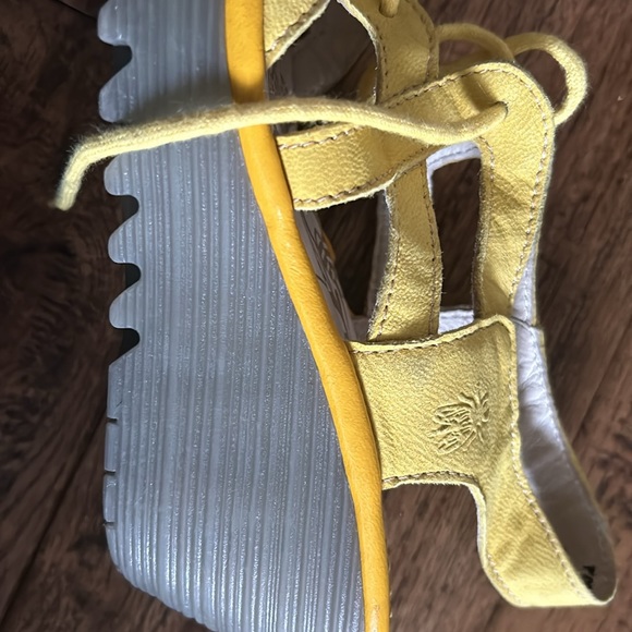 Fly London size 7 sandals. Worn a few times. - Picture 7 of 7